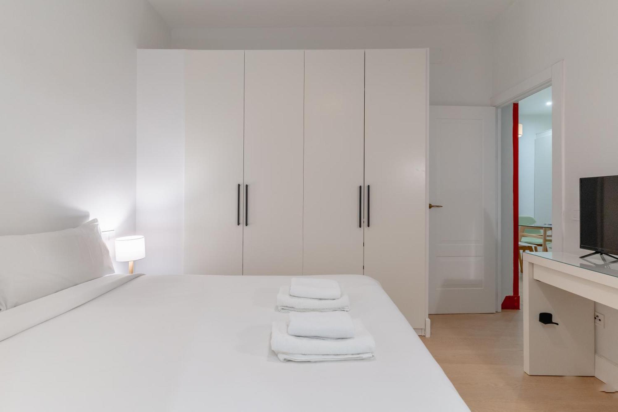 Apartmán Cozy And Central-1Bd 1Bth- Cortes Madrid Exteriér fotografie