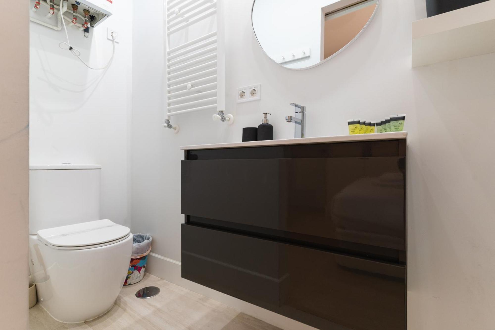 Apartmán Cozy And Central-1Bd 1Bth- Cortes Madrid Exteriér fotografie