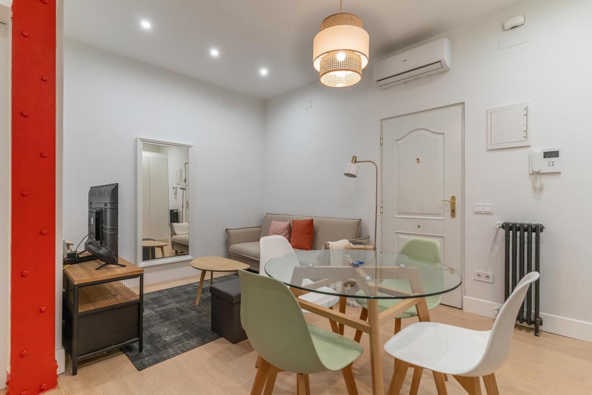 Apartmán Cozy And Central-1Bd 1Bth- Cortes Madrid Exteriér fotografie